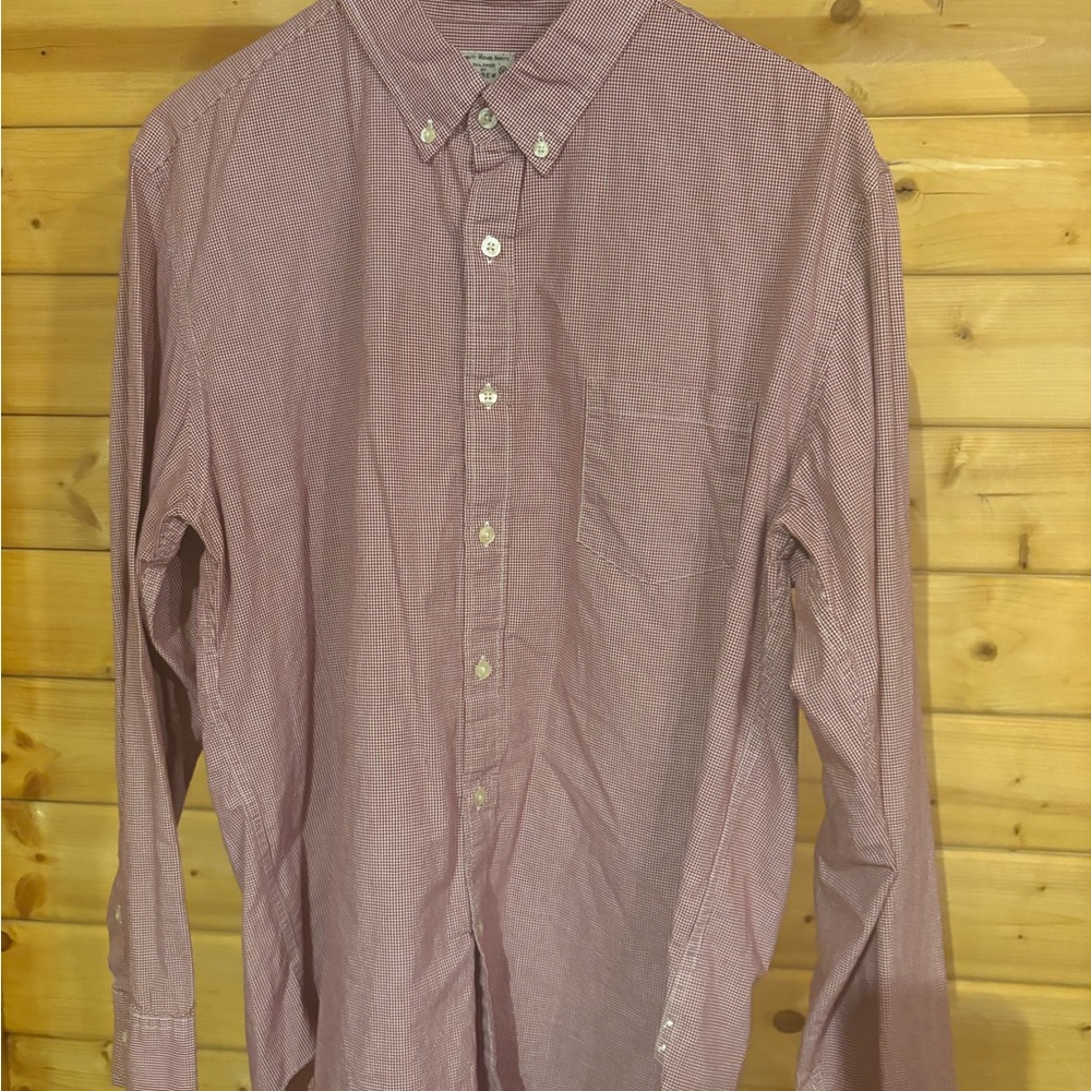 Vintage J. Crew Men's Burgundy Button-Down Shirt